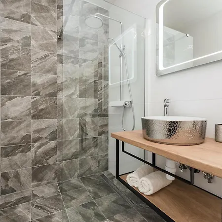 Pollux Semesterbostad *