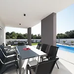 Pollux Holiday home