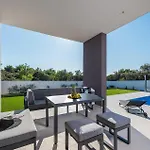 Pollux Holiday home *