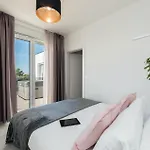 Pollux Holiday home *