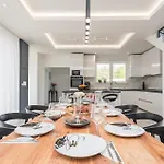 Pollux Holiday home